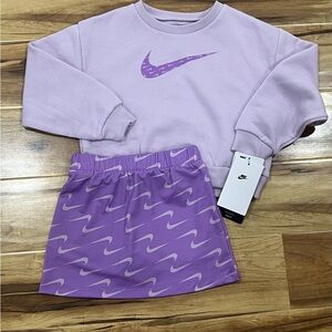 Nike Girls Size 4 Purple Sweatshirt and Skirt Set